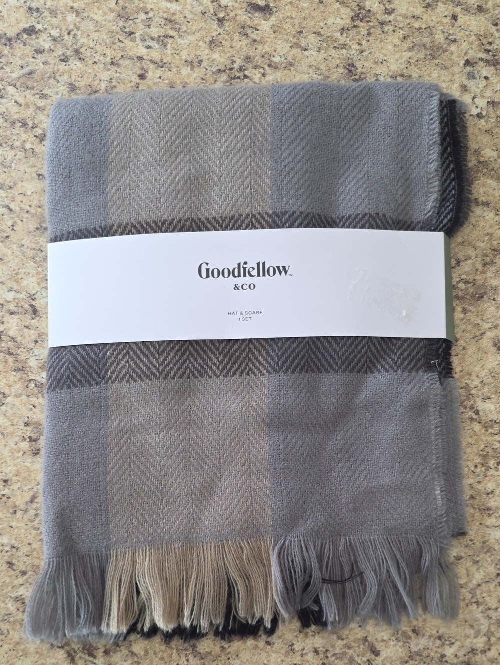 Goodfellow & Co Gray/Black/Tan Plaid Fringe Winter Scarf NWT